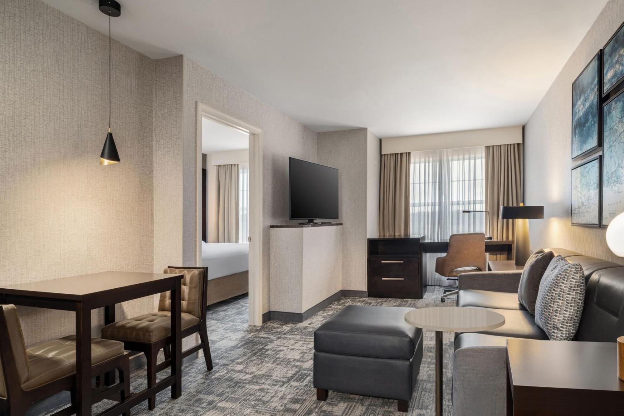 Courtyard By Marriott Long Island Islip/Courthouse Complex Hotel Central Islip Eksteriør billede