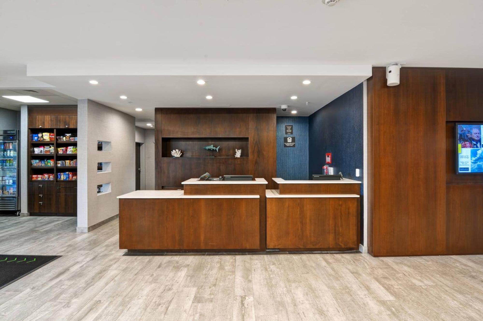 Courtyard By Marriott Long Island Islip/Courthouse Complex Hotel Central Islip Eksteriør billede