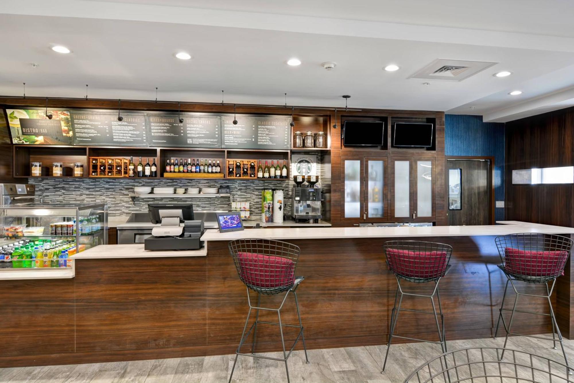 Courtyard By Marriott Long Island Islip/Courthouse Complex Hotel Central Islip Eksteriør billede